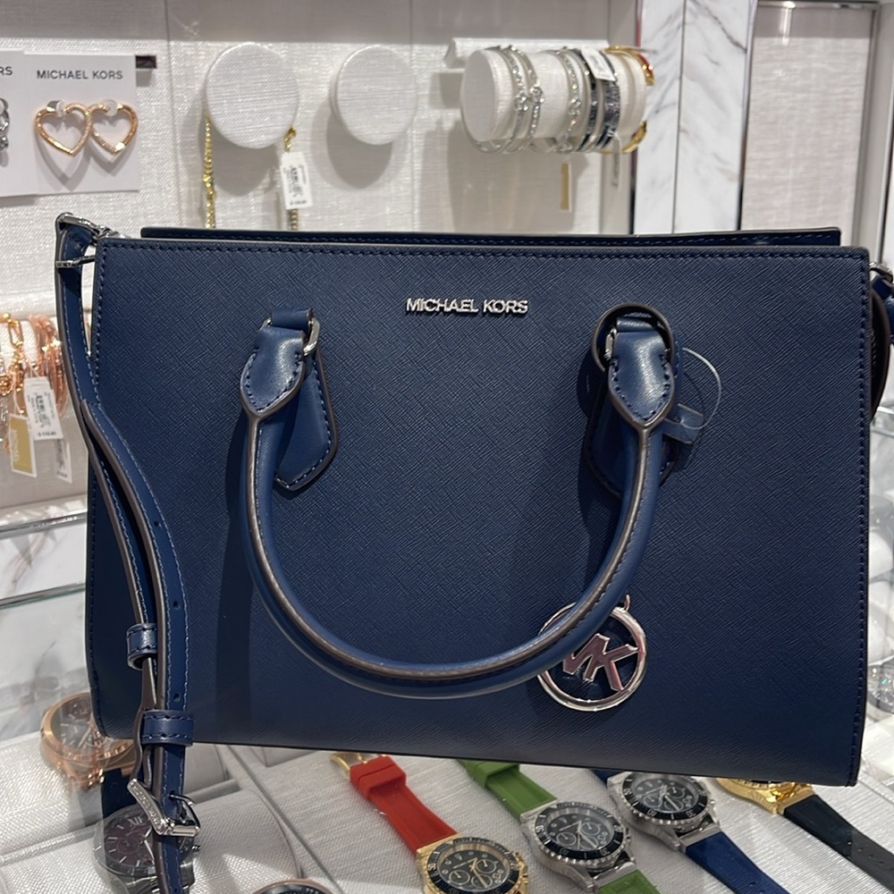 Michael Kors Sheila Medium Center Zip Satchel Crossbody Bag
Navy 
NWT - Picture 3 of 16